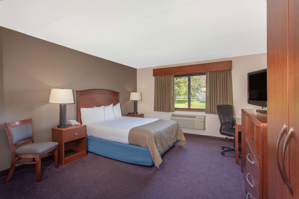 Bureau, espace de travail pour ordinateurs portables