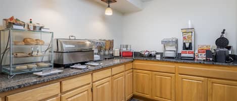 Free daily continental breakfast