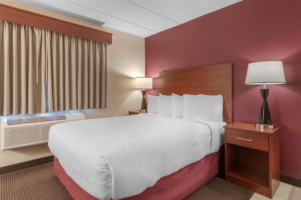 Suite, 1 Queen Bed, Non Smoking, Jetted Tub