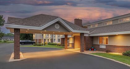 SureStay Plus Hotel by Best Western Litchfield