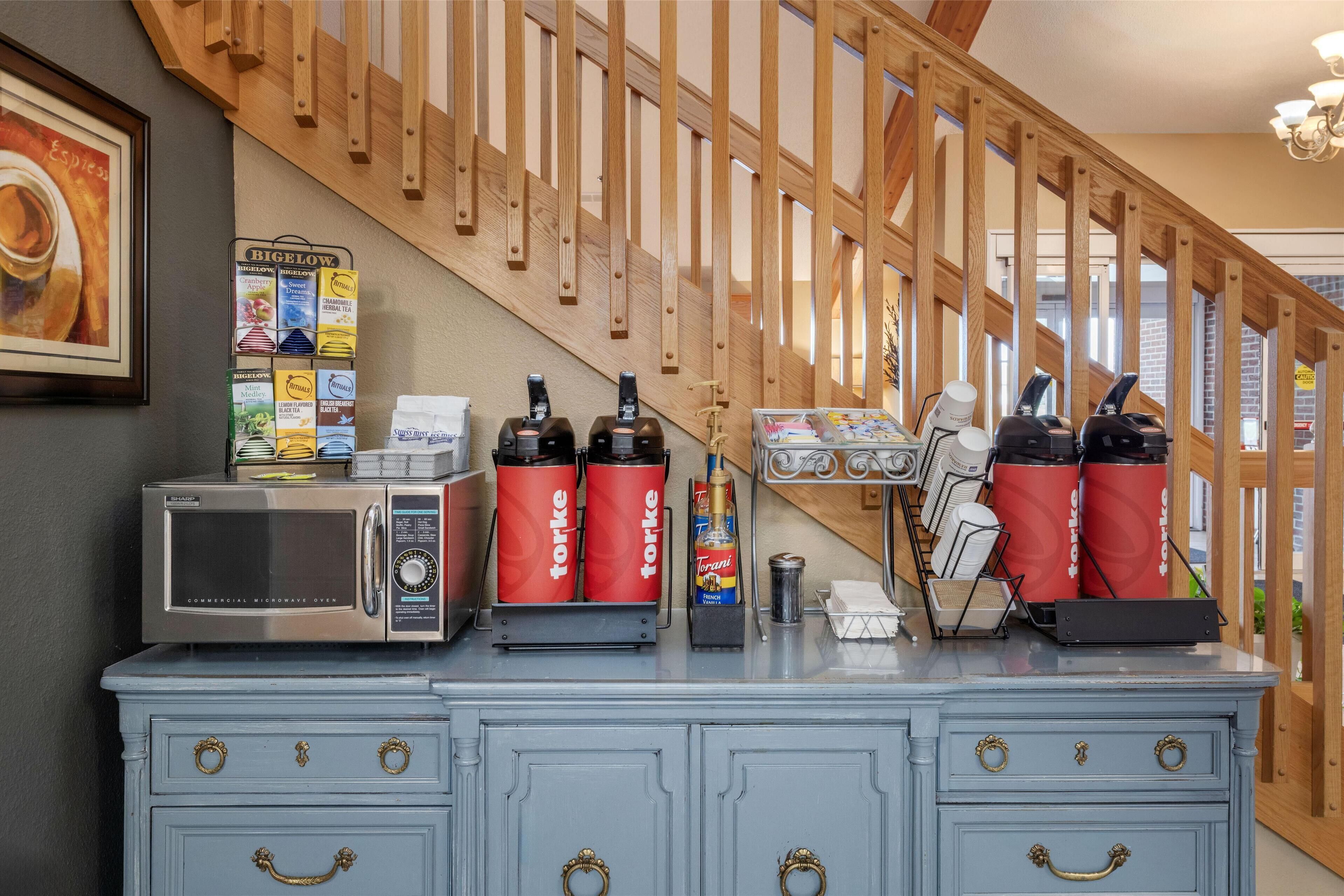 free daily continental breakfast