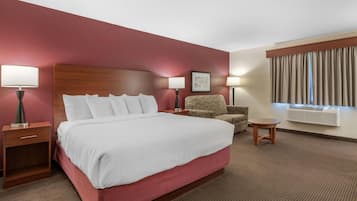 Standard Room, 1 King Bed, Non Smoking, Refrigerator & Microwave (with Sofabed) | Desk, laptop workspace, soundproofing, iron/ironing board