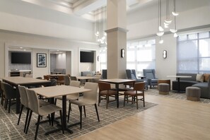 Lobby - Hyatt Select Richmond/Chester (Chester)
