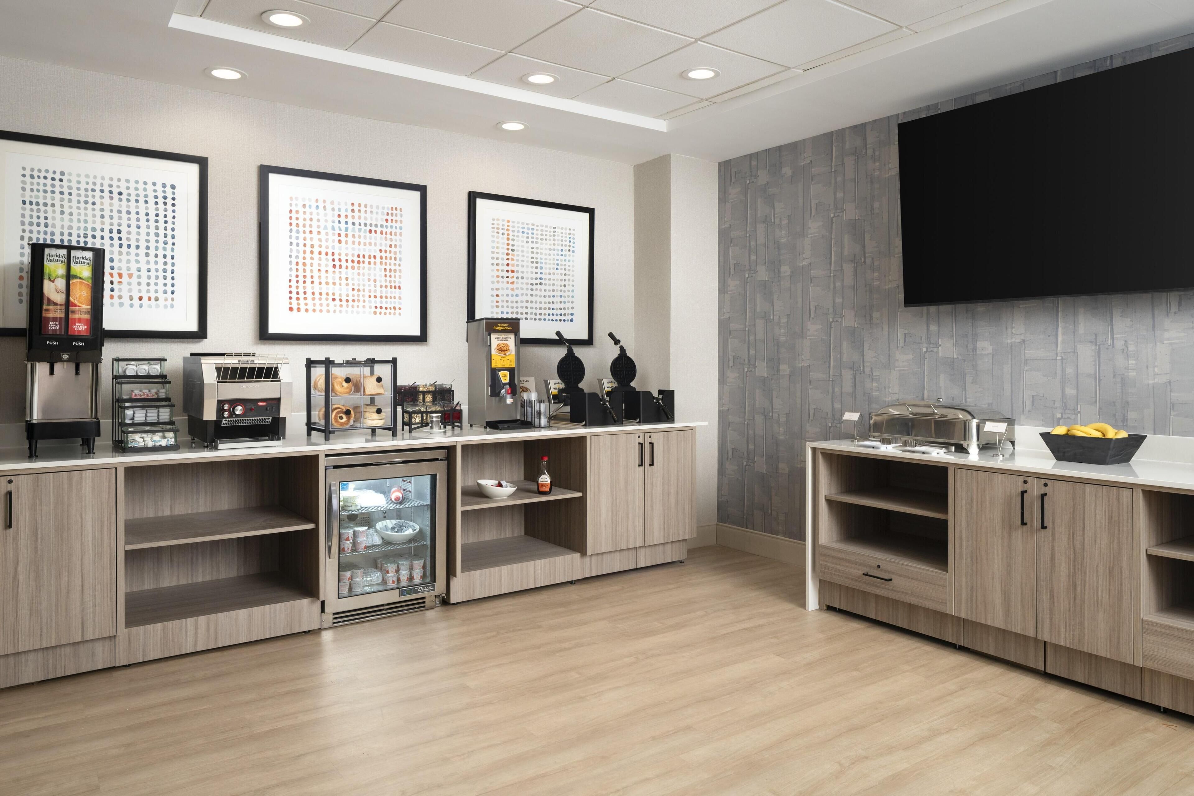 Tägliches inbegriffenes Frühstück zur Selbstbedienung