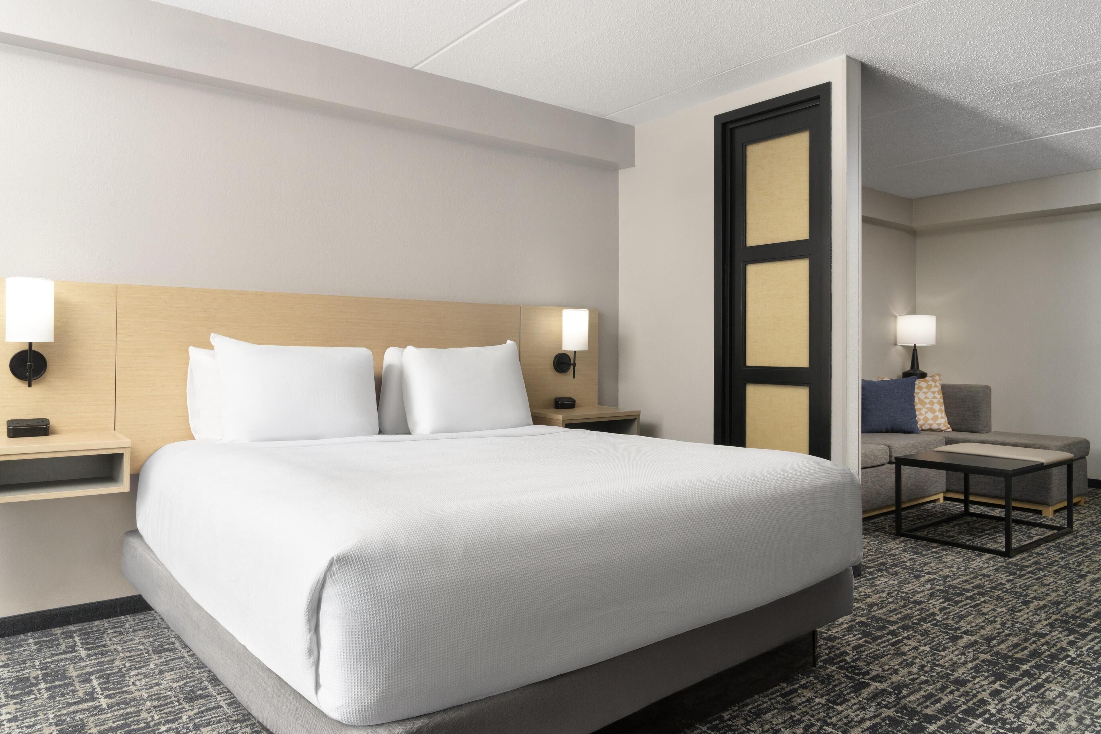 Dundyner, skrivebord, arbejdsområde til bærbare computere