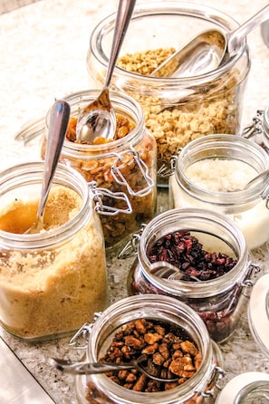 Desayuno de autoservicio incluido todos los días