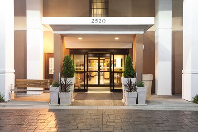 Holiday Inn Exp Winston Salem by IHG