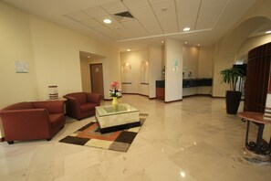 Sala de estar en el lobby