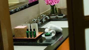 Lavabo del cuarto de baño