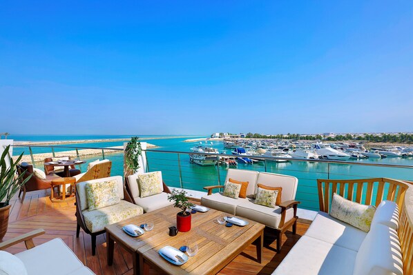 Serves breakfast, lunch, and dinner - The Ritz-Carlton, Doha (Doha)