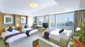 1 bedroom, in-room safe, desk, blackout curtains