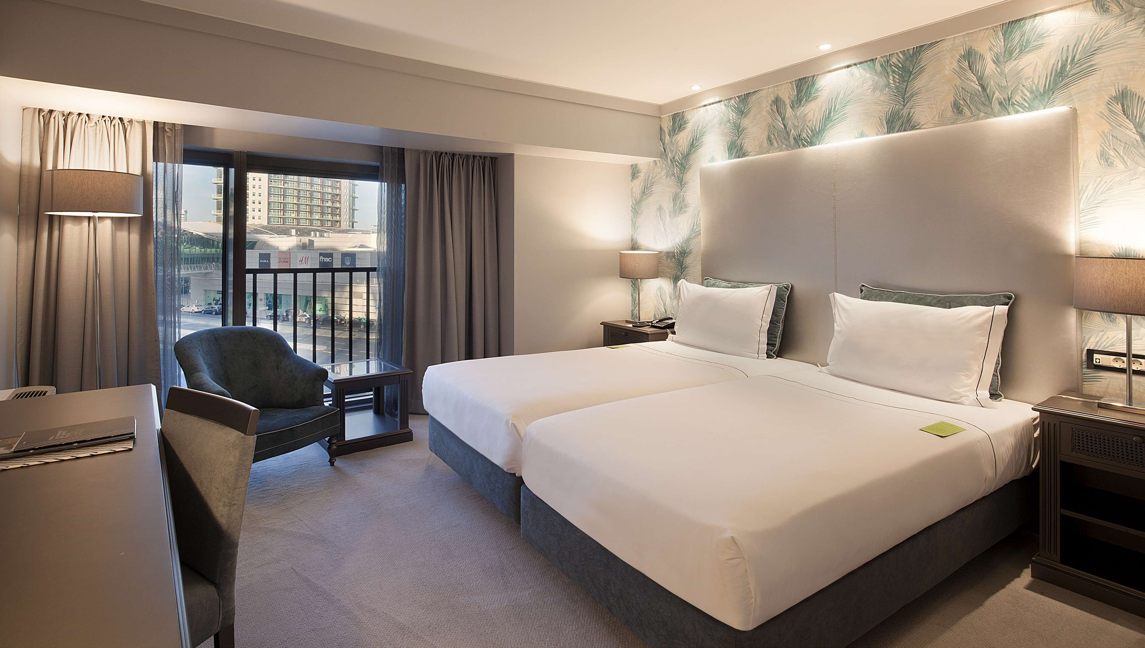 1 bedroom, minibar, in-room safe, desk