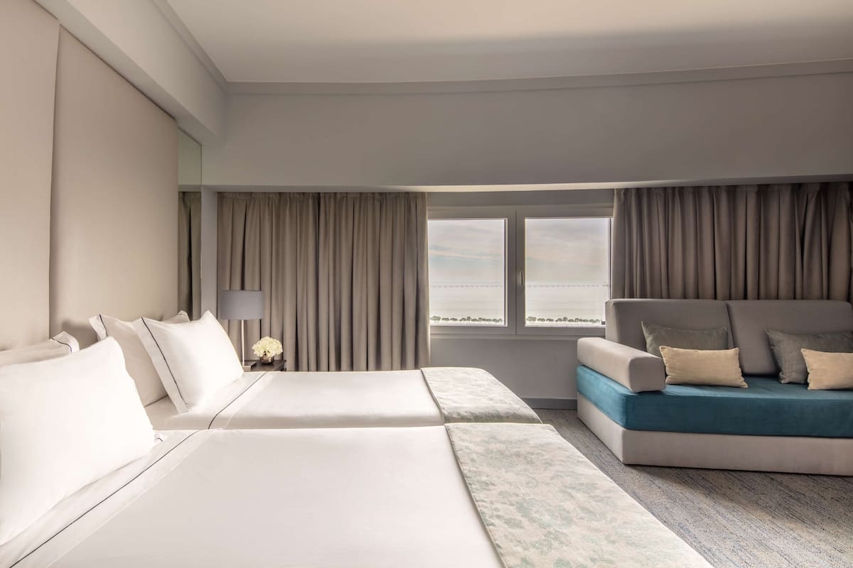 Minibar, in-room safe, desk, blackout drapes