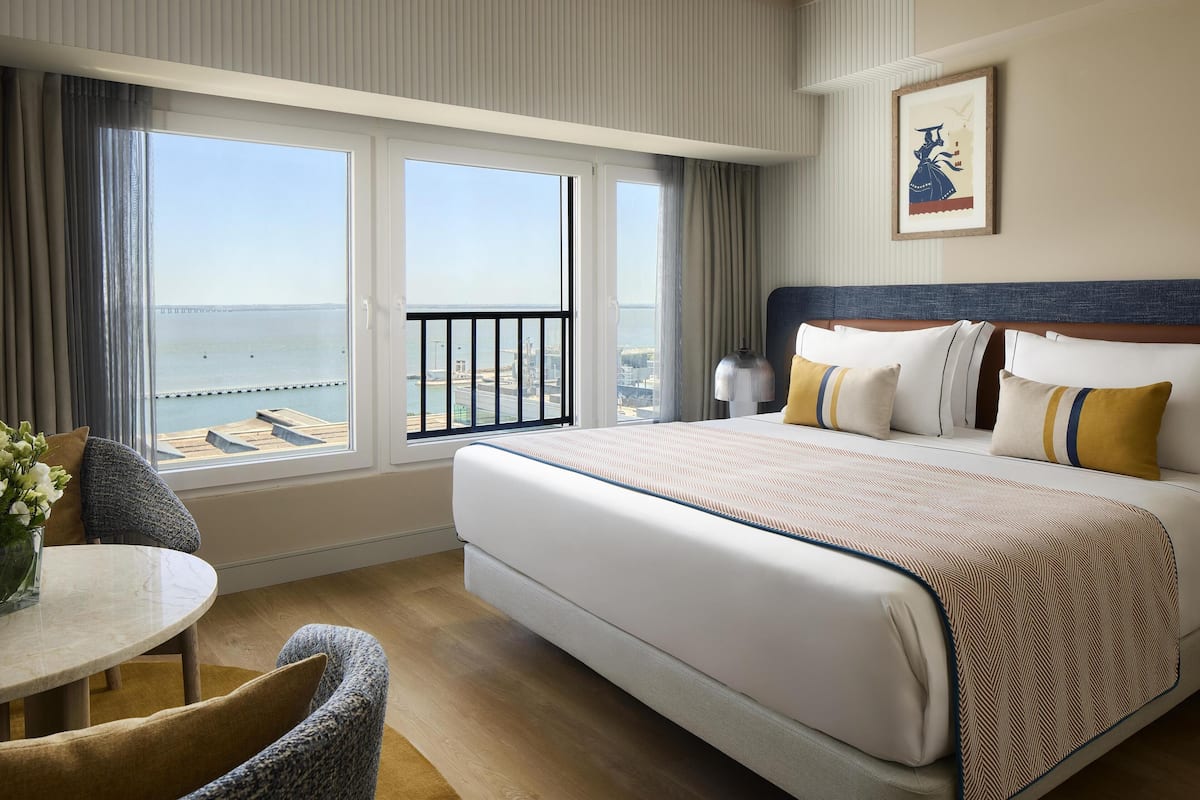 1 bedroom, minibar, in-room safe, desk