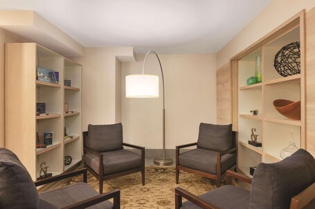 Country Inn Suites by Radisson, Pigeon Forge South, TN - Image 9