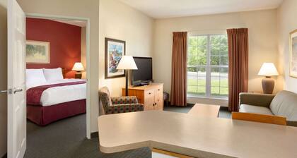 Baymont by Wyndham Wichita East
