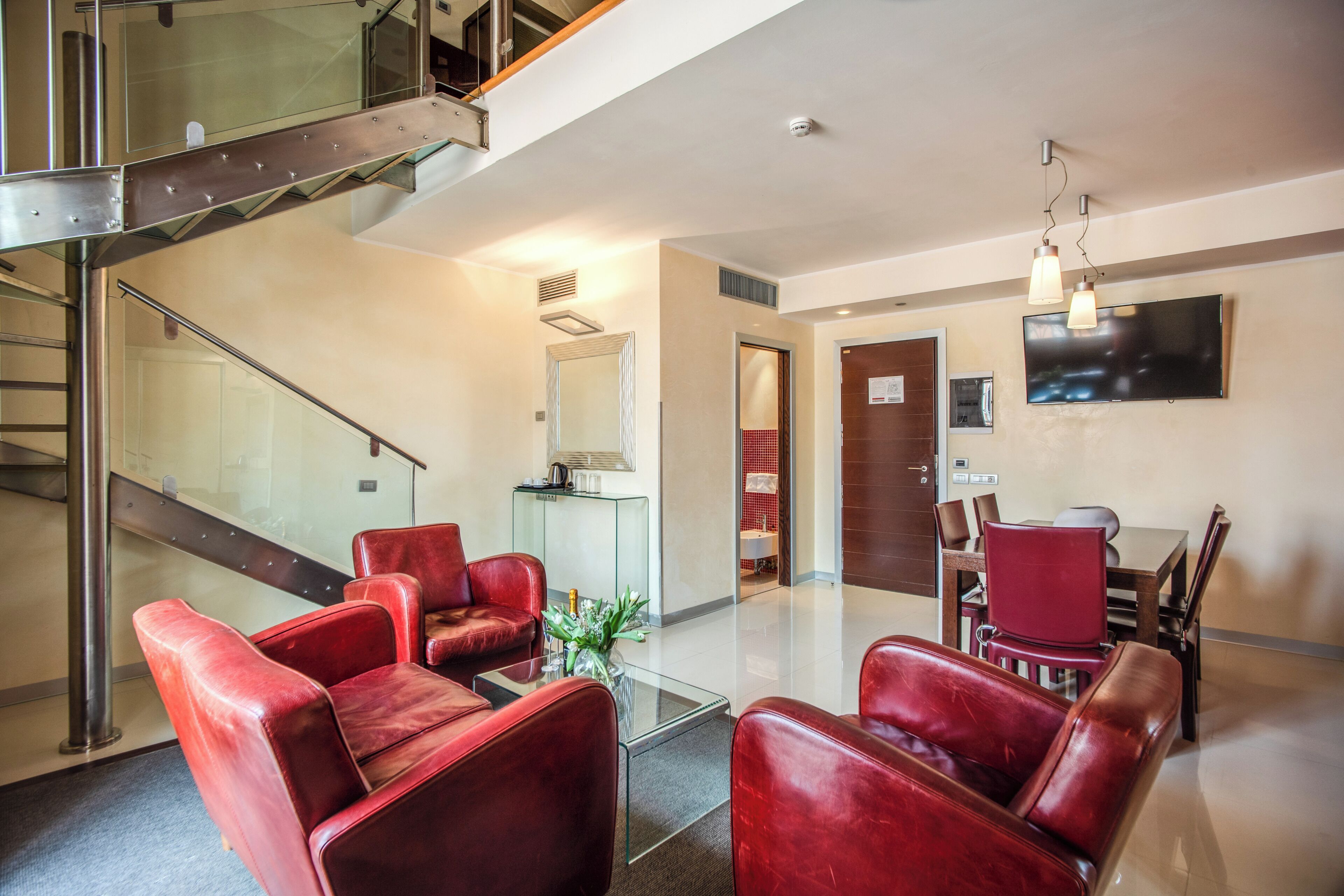 Suite | Living area