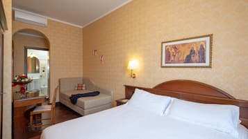 1 Schlafzimmer, Minibar, Zimmersafe, Schreibtisch