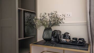 Premium bedding, minibar, in-room safe, desk