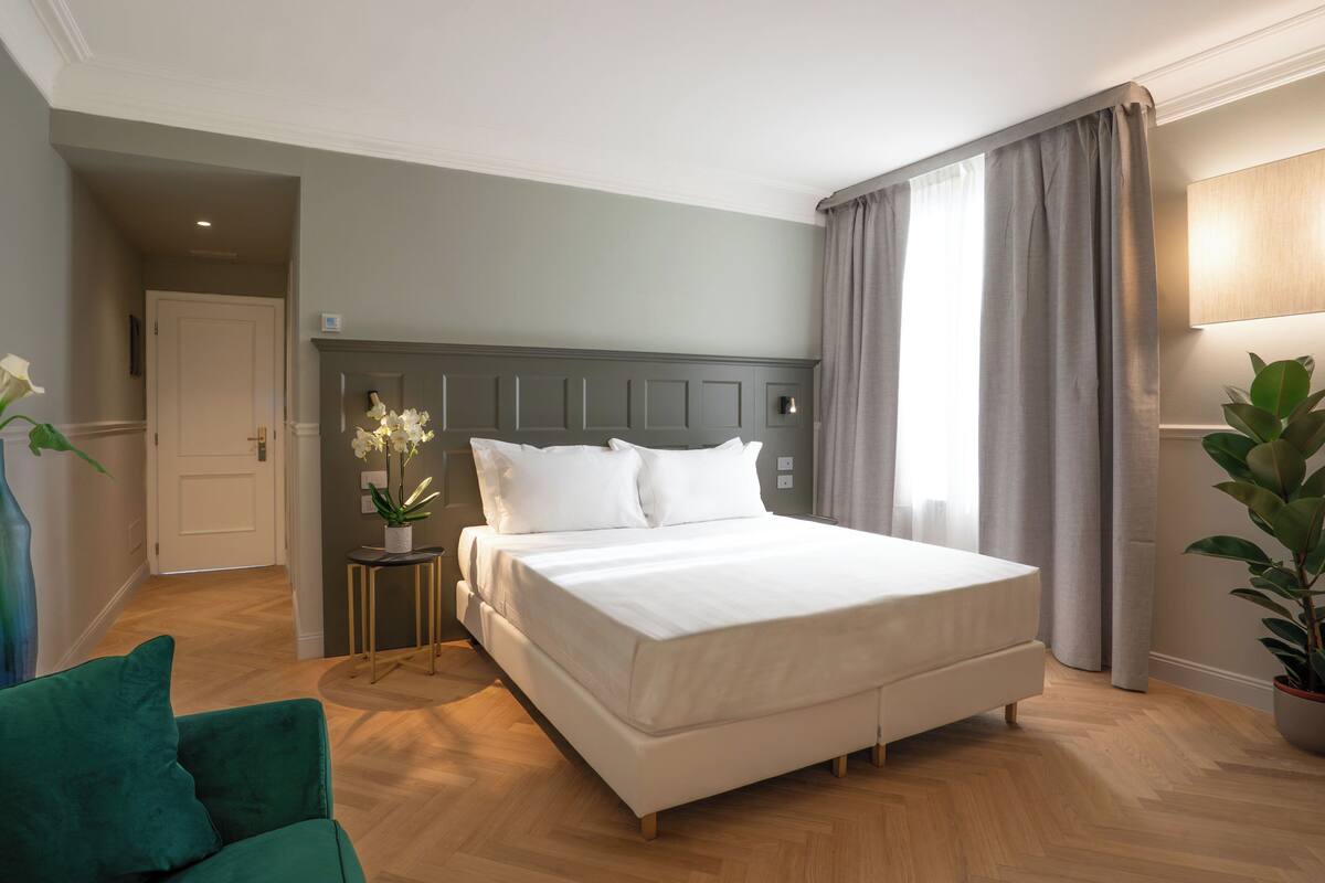 Superior-Zimmer | Hochwertige Bettwaren, Minibar, Zimmersafe, Schreibtisch
