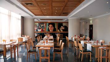 Daily buffet breakfast (EUR 11 per person)