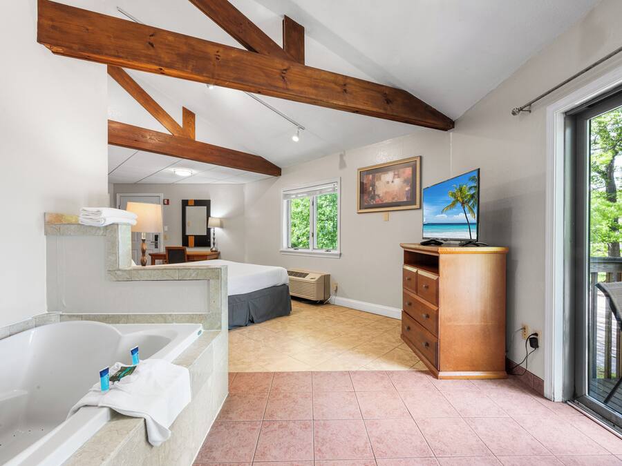 Két bảo mật tại phòng, bàn ủi/dụng cụ ủi quần áo