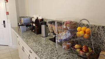 Free daily continental breakfast