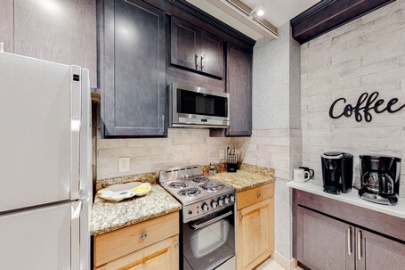 Surfside Resort - Image 26