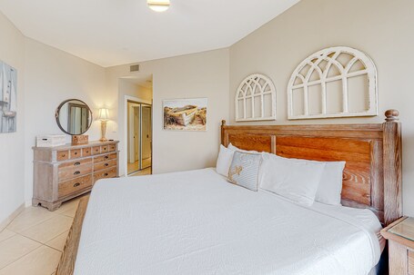 Surfside Resort - Image 57
