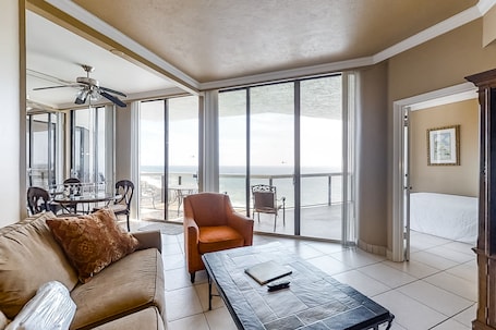 Appartement, 2 slaapkamers | Uitzicht vanuit de kamer