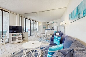 Apartment, 1 Schlafzimmer | Wohnbereich | Fernseher, DVD-Player