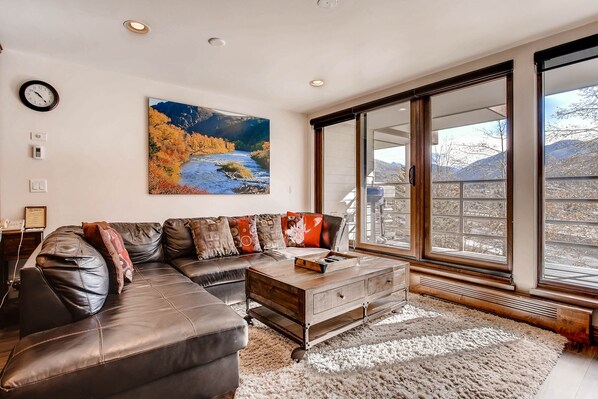 Premier Condo, 2 Bedrooms | View from room - Simba Run Condos 2Bed 2Bath (Vail)