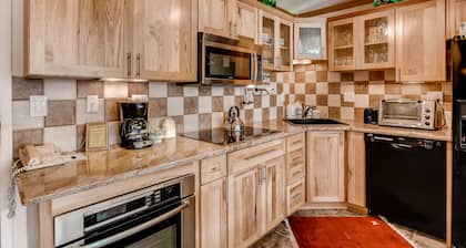 Simba Run Condos 2Bed 2Bath