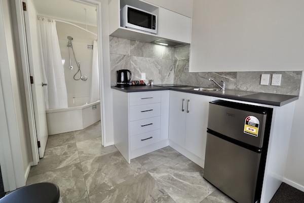 Fridge, microwave, stovetop, electric kettle