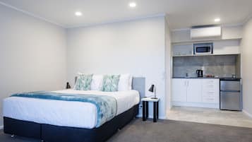 1 Schlafzimmer, Schreibtisch, kostenlose Babybetten, kostenloses WLAN