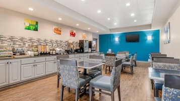 Free buffet breakfast