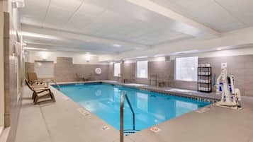 Indoor pool, pool loungers