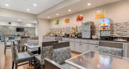 Quality Inn & Suites Union City - Atlanta South