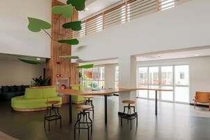 Televisión de 32 pulgadas con canales por cable