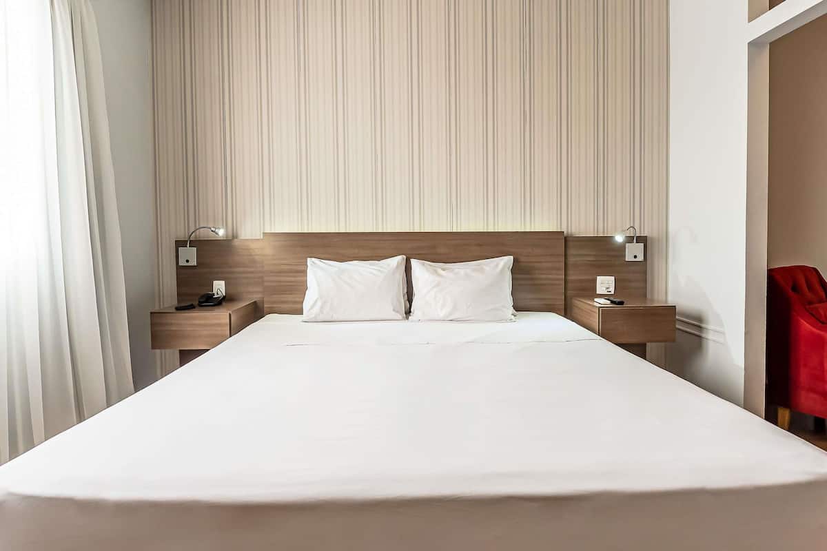 Minibar, in-room safe, desk, blackout drapes