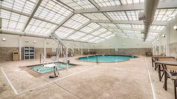 Una piscina techada