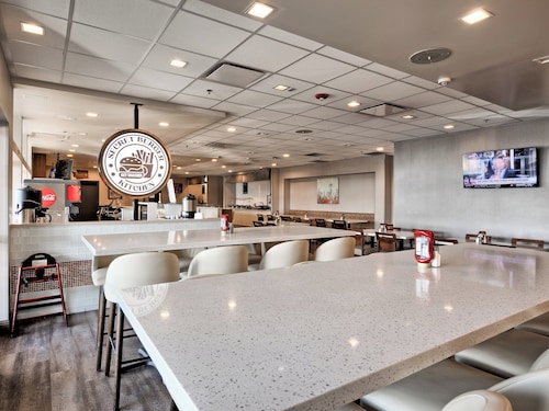 Holiday Inn Tacoma Mall by IHG