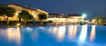 Lycus River Thermal Hotel
