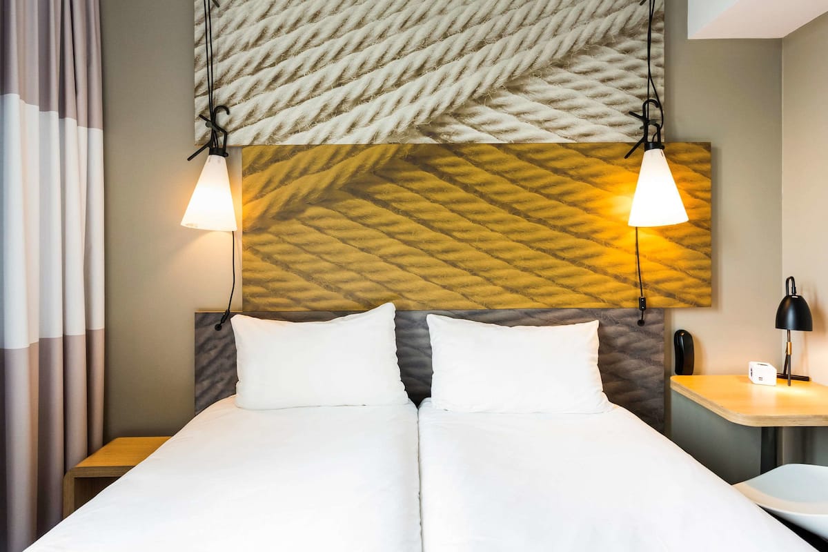 Standardzimmer, 2 Einzelbetten | Hochwertige Bettwaren, Pillowtop-Betten, Schreibtisch