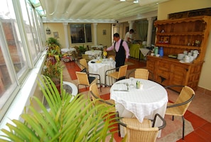 Petit déjeuner buffet compris tous les jours