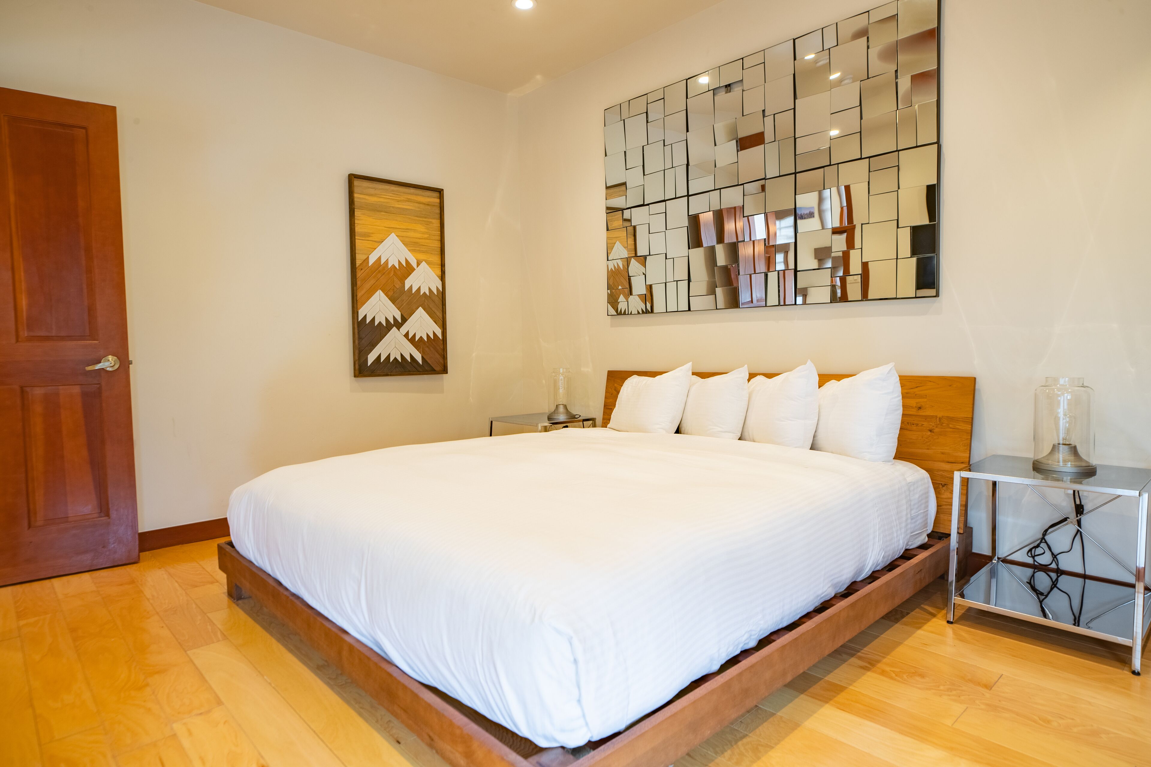 individually decorated, individually furnished, laptop workspace