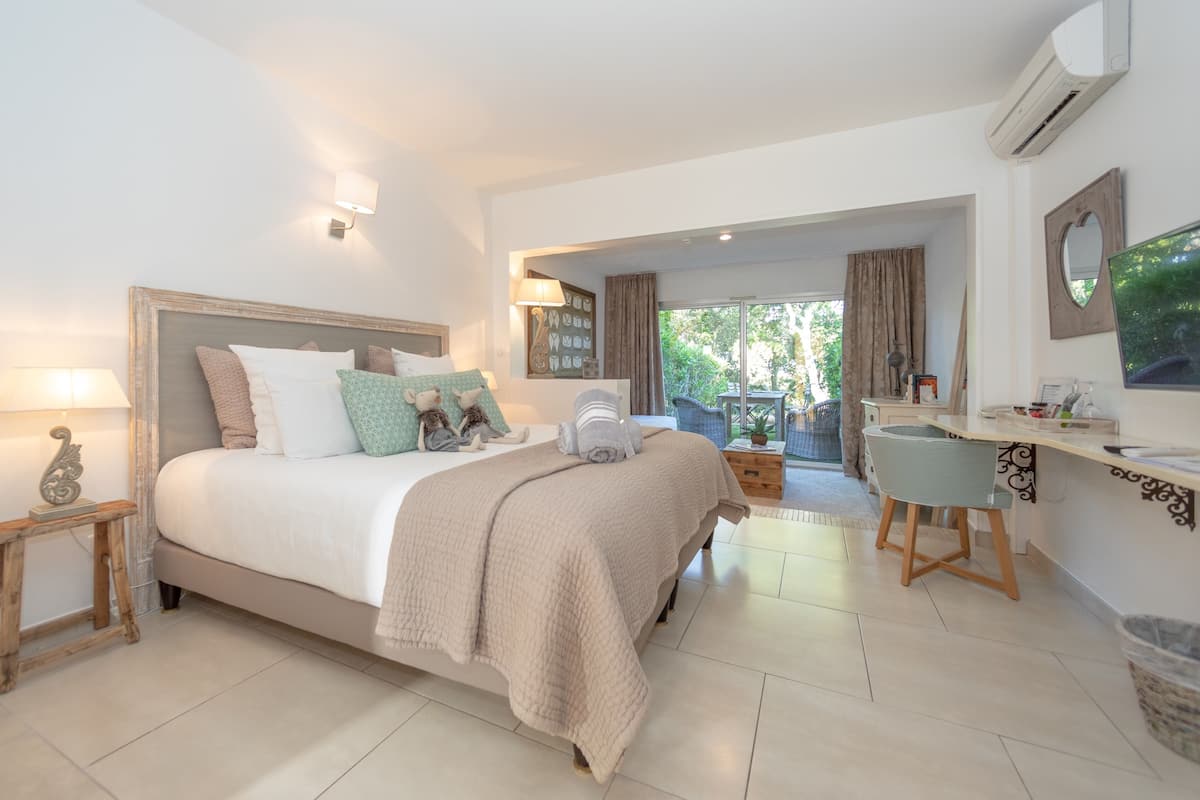 Prestige Double Room | 1 bedroom, premium bedding, pillowtop beds, minibar