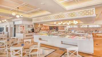 Desayuno buffet incluido todos los días