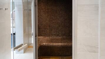 Sauna, steam room