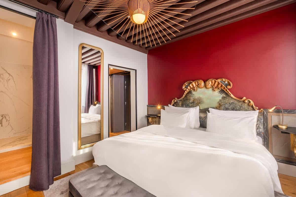 Premium Room (Collection)